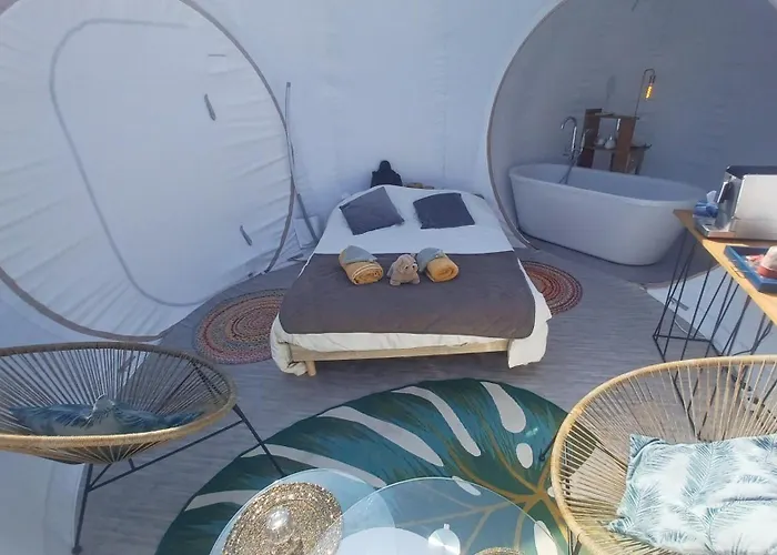 Luxe tent Ecolieu B & Bubble By Bubbletree Bbt Sarl Drincham